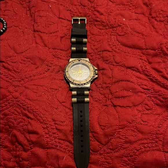 Zelda Watch by Nintendo 2018 Accutime Japanese Movement - Picture 1 of 3